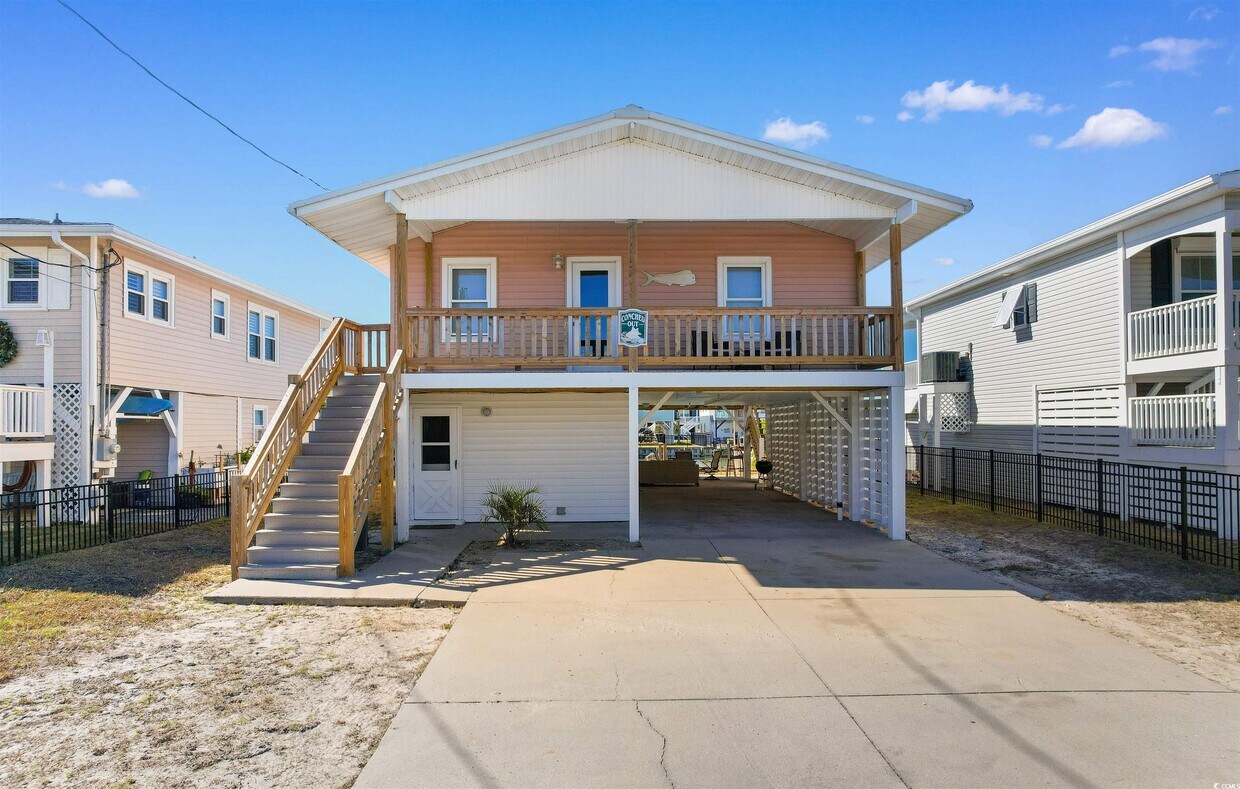 Foto principal - 319 46th Ave N
