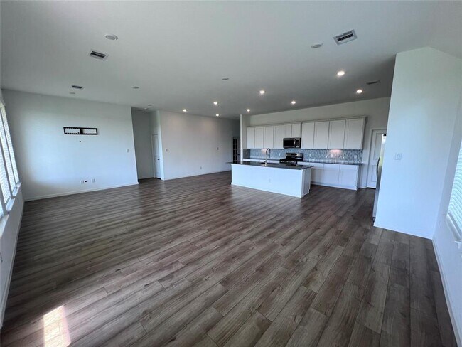 Foto del edificio - 9615 Pleasant Way