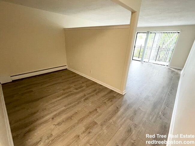 Photo - 245 Main St Apartment