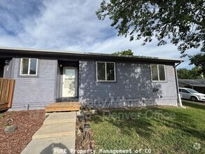 Building Photo - 615 Kilmer St