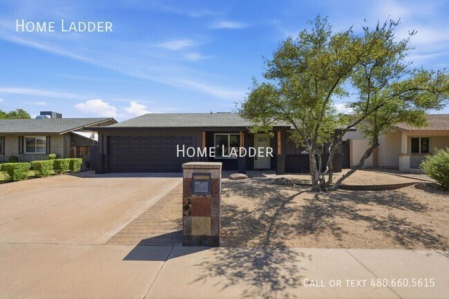 Building Photo - 2137 E Cornell Dr