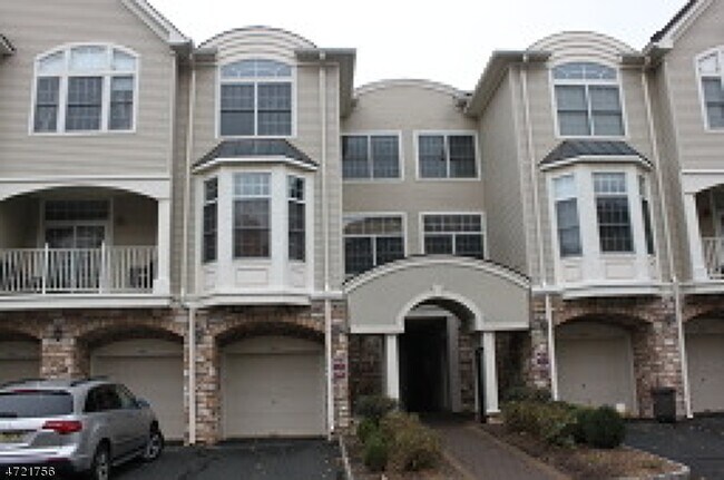 Foto del edificio - 607 Binghampton Ln