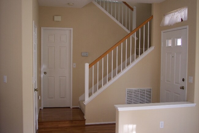 Foto del edificio - 9468 Compass Point Dr S