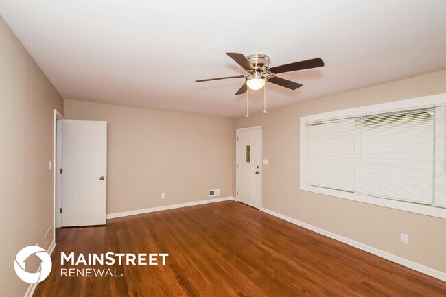 Foto del edificio - 428 18th Ct NW