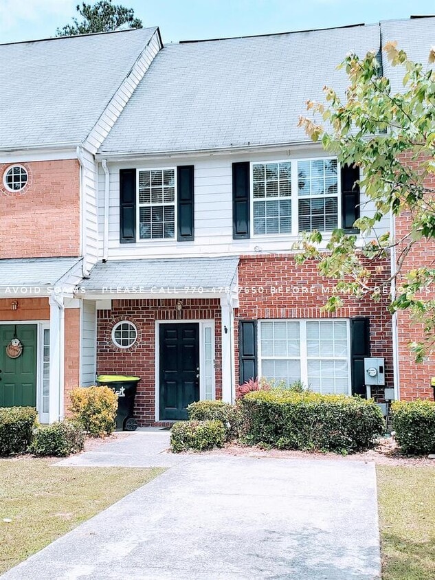 7046 Brookview Creek, Riverdale, GA 30274 Townhome Rentals in Riverdale GA