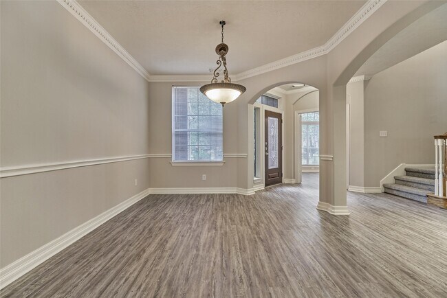 Foto del edificio - 7 Raindance Ct