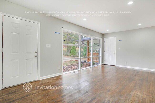 Foto del edificio - 3504 Misty Valley Rd