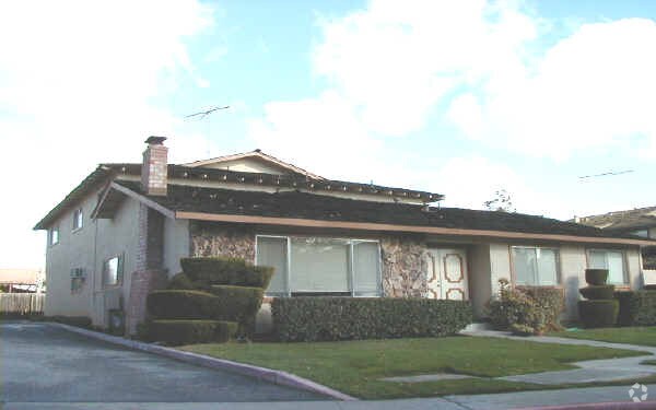 Foto del edificio - 511 Granger Ter