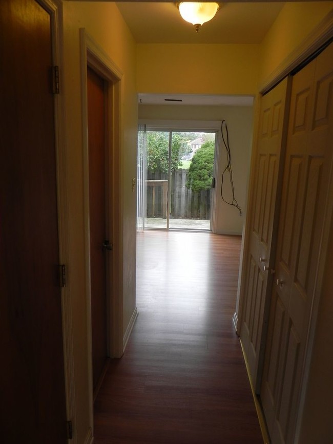 Building Photo - Townhome for rent in Remington VA