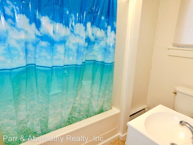 Foto del edificio - 3 br, 2 bath House - 601 E. Broadway Unit A