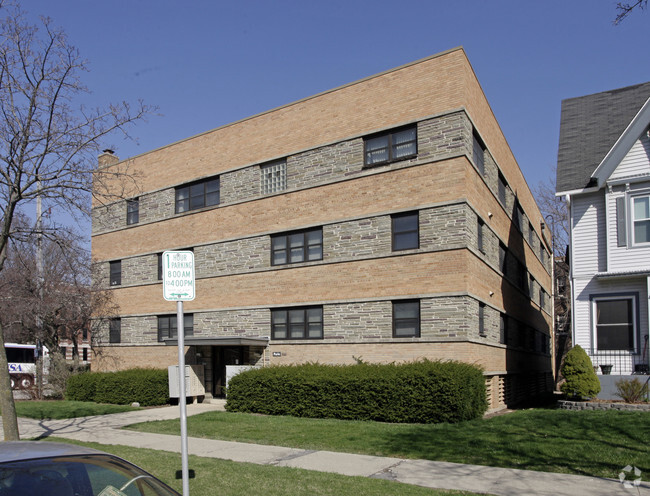 Purin Residence Hall Apartments - Milwaukee, WI | Apartments.com