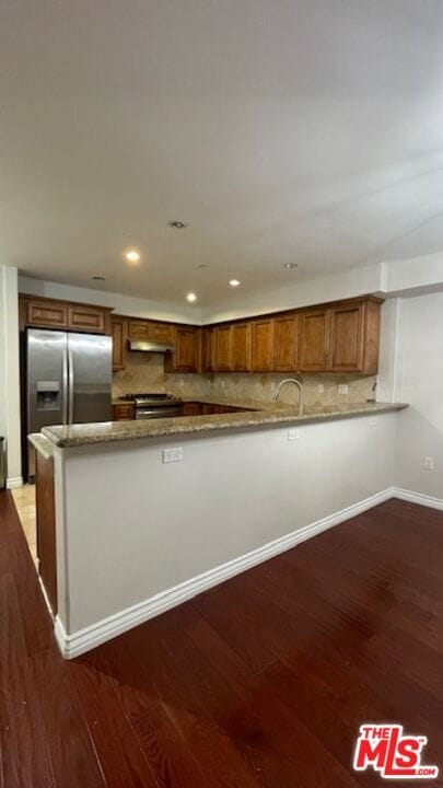 Foto del edificio - 4733 Elmwood Ave