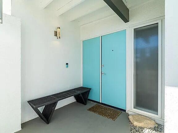 Building Photo - 2223 N Magnolia Rd