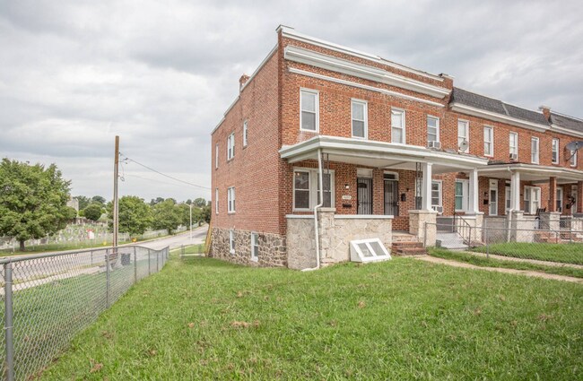 Building Photo - 4600 Belair Rd