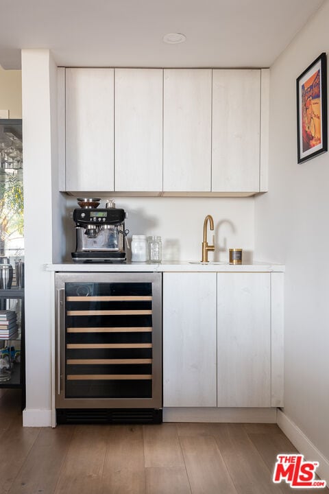 Building Photo - 8401 Fountain Ave