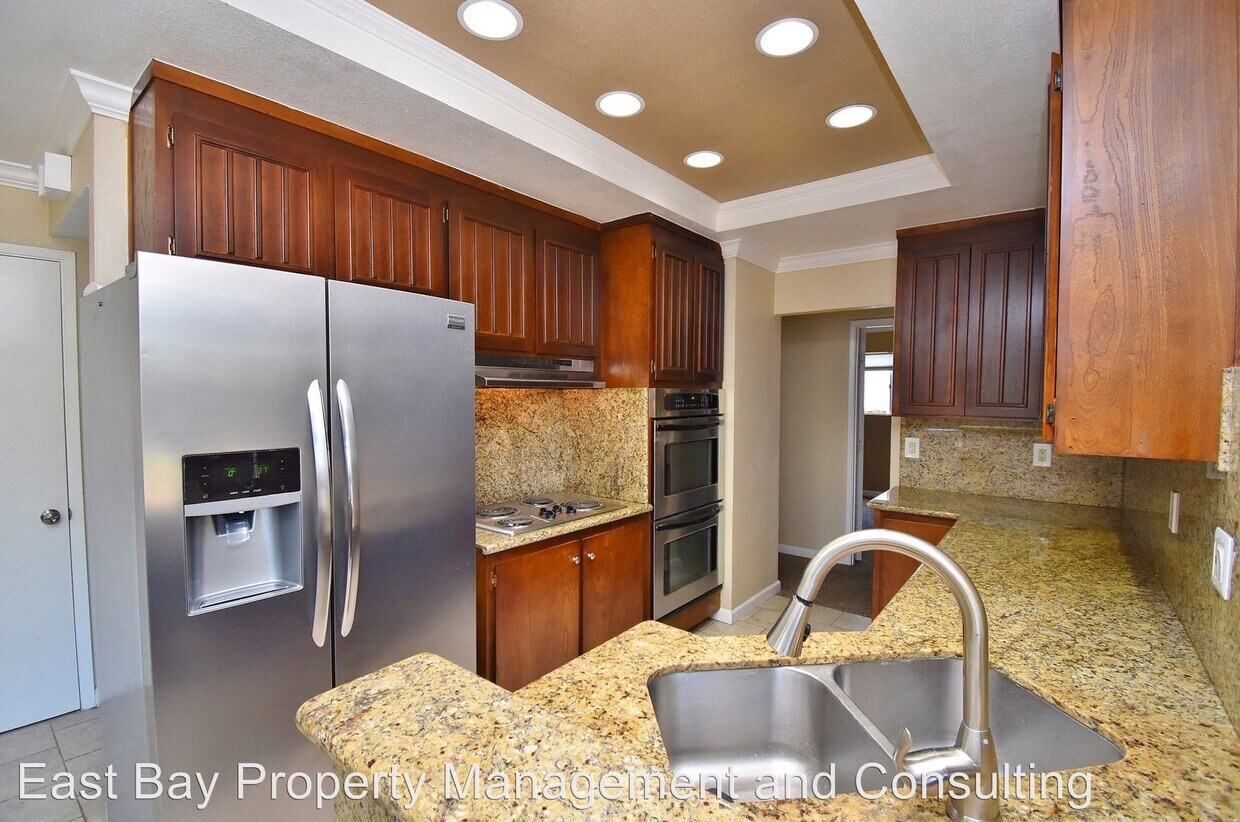 Foto principal - 3 br, 2 bath House - 35766 Blair Place