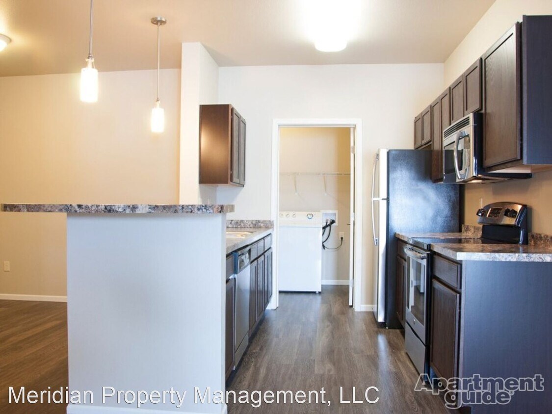 Building Photo - 2 br, 1 bath Apartment - 5450 26th St S 54...