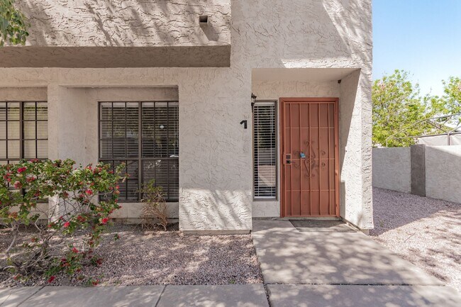 Photo - 736 S Farmer Ave Apartment