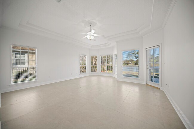 Foto del edificio - 10061 Vineyard Lake Rd E