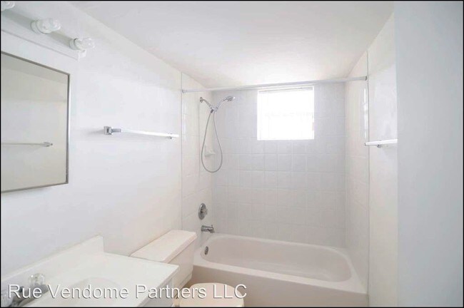 Foto del edificio - 2 br, 2 bath Apartment - 6960 Rue Vendome