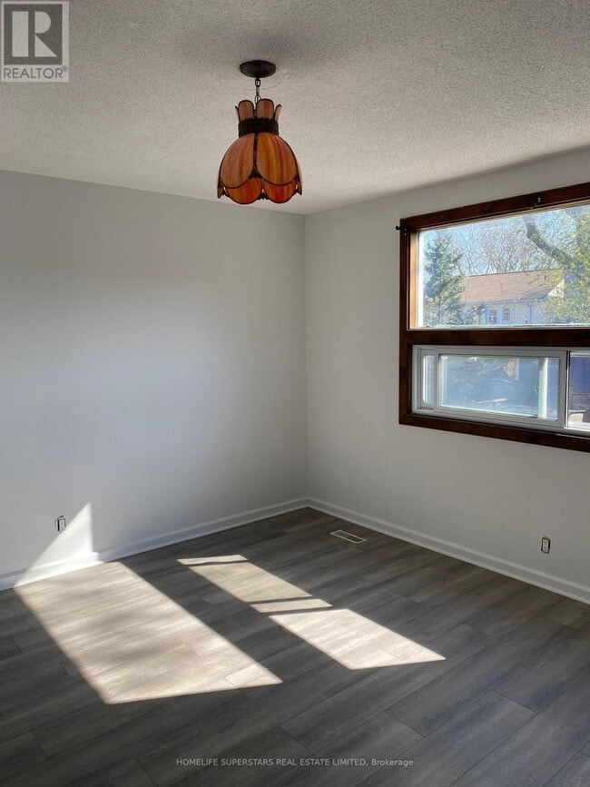 Building Photo - 1263 Woodbine Ave