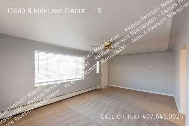 Foto del edificio - 13060 N Highland Cir