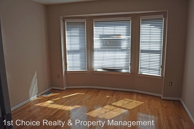 Building Photo - 48557 Lacota Ct