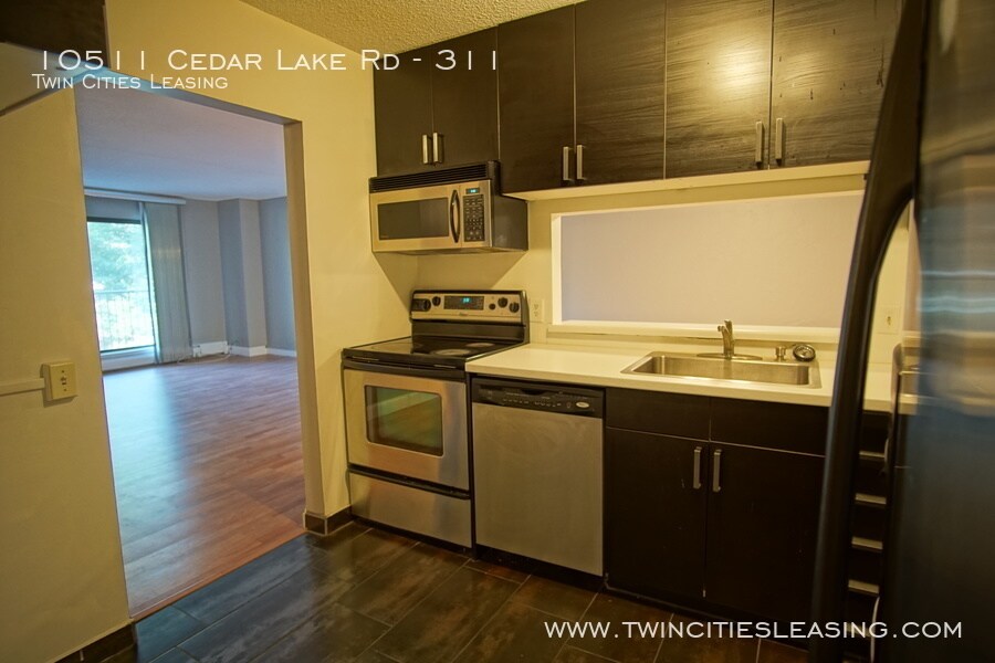 10511 Cedar Lake Rd Unit 311, MN 55305 Condo for Rent in