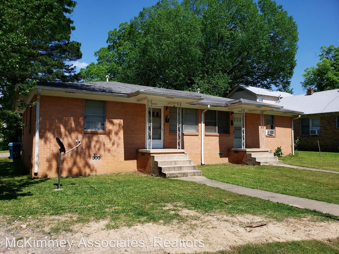 2 br, 1 bath House 2303 BROWN STREET House for Rent in Little Rock
