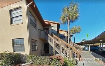 Building Photo - 511 Manor Cir