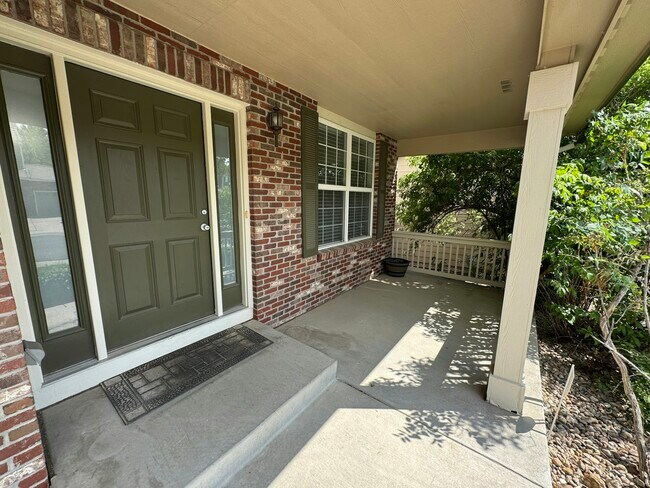 Building Photo - 10176 Nottingham Dr