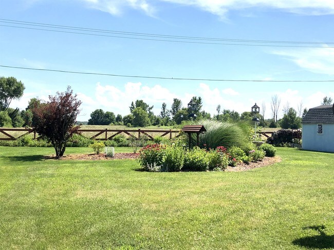 Building Photo - 2532B N 4645th Rd
