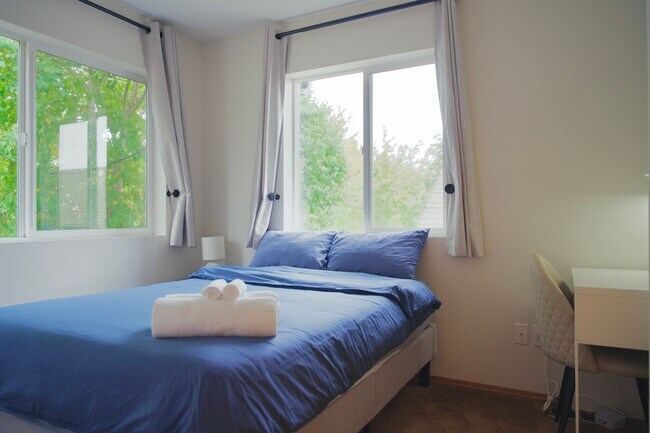 Foto del edificio - 2613 E Union St