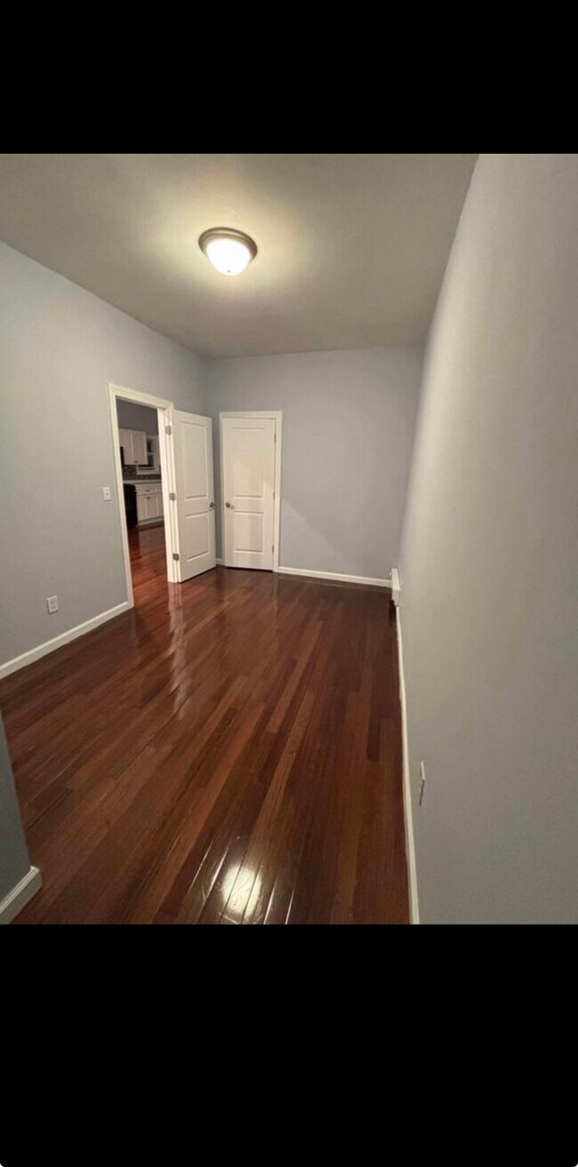 Foto del edificio - 36 E 16th St