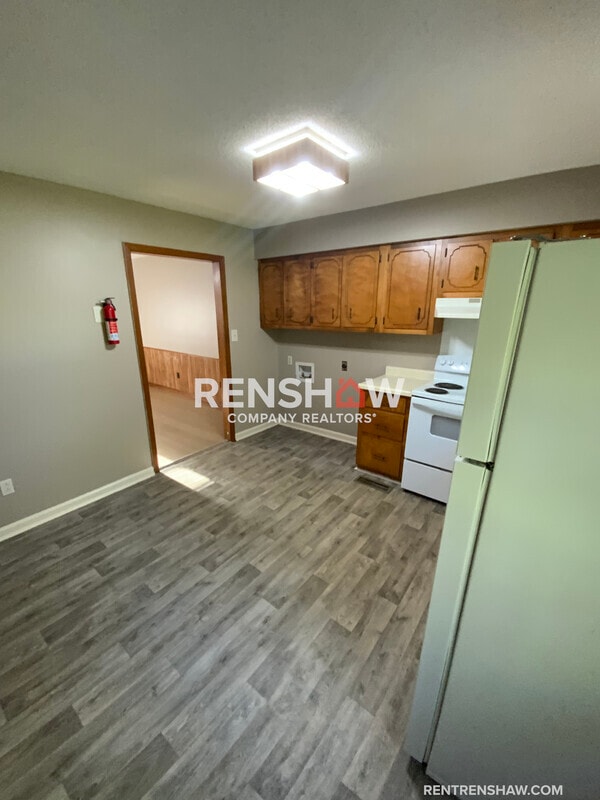 Foto del edificio - 810 E Tickle St