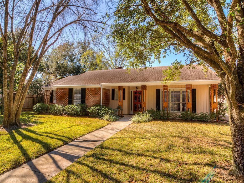 2602 Briarbrook Dr, Houston, TX 77042 - House Rental in Houston, TX