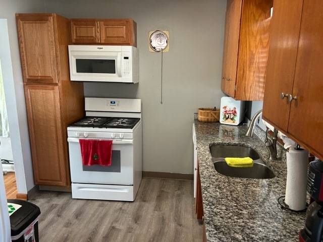 Granite counters - 7215 18th Ave S