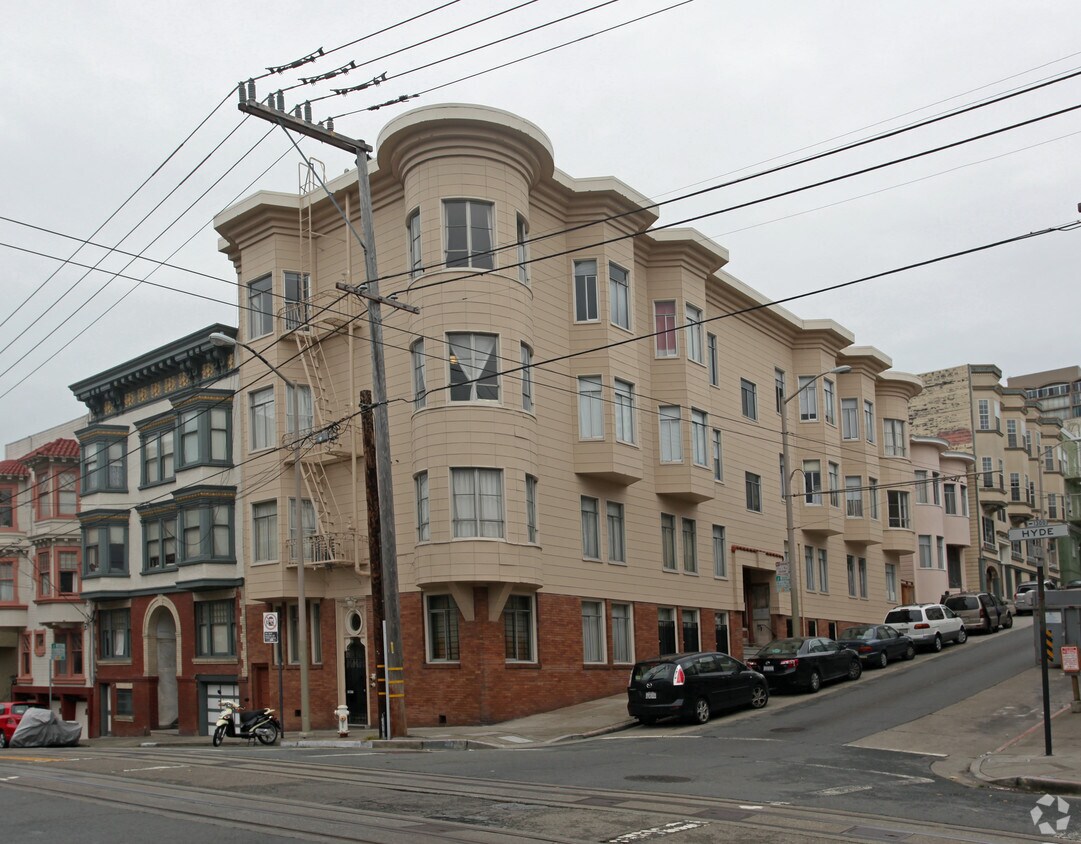 Primary Photo - 1480 Clay St