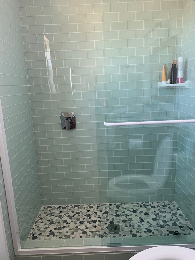 Building Photo - 33861 Alcazar Dr