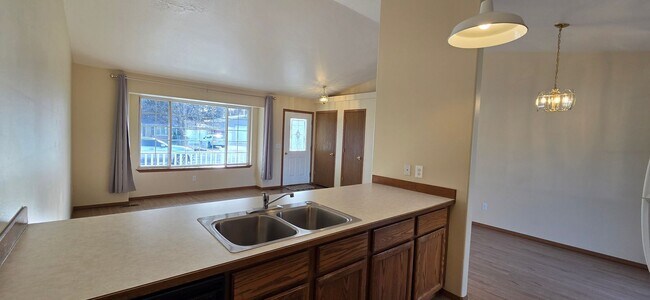 Foto del edificio - 229 E. Orchard-9231 N. Kayla Ct.