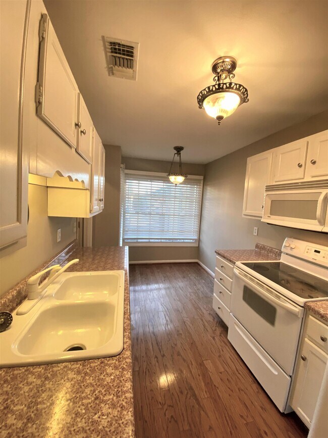 Foto del edificio - 7604 Ohio St