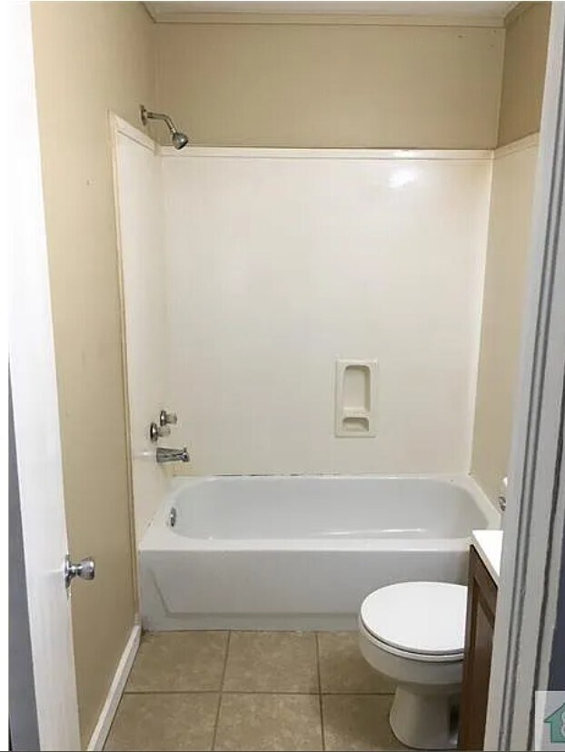 Building Photo - 3761 Alta Vista Dr