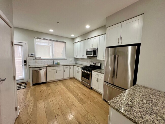 Foto del edificio - Luxurious 3-Bed Fishtown Home with Private...