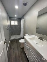 Building Photo - 2148 Brookfield Ave