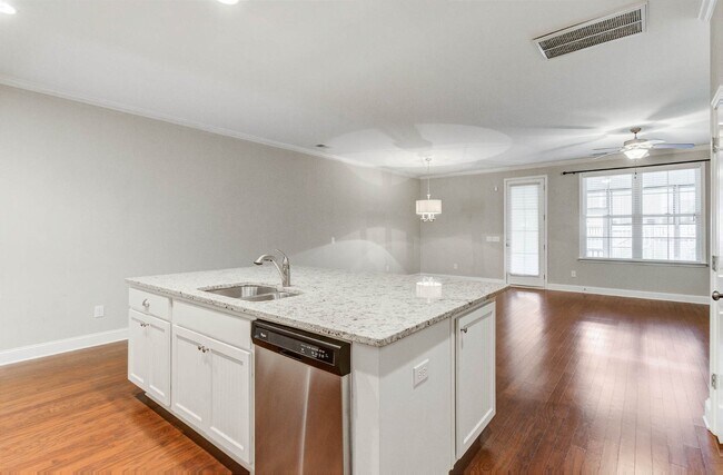 Foto del edificio - 2005 Kings Gate Lane, Mount Pleasant, SC 2...