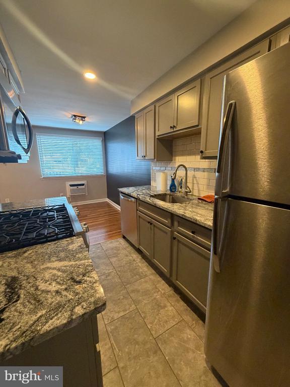 Building Photo - 3410 Ashfield Ln