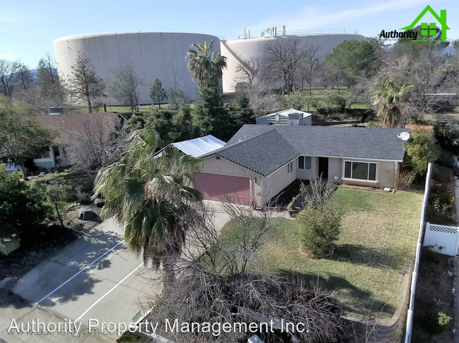 Building Photo - 3 br, 2 bath House - 1266 Grouse Ct.