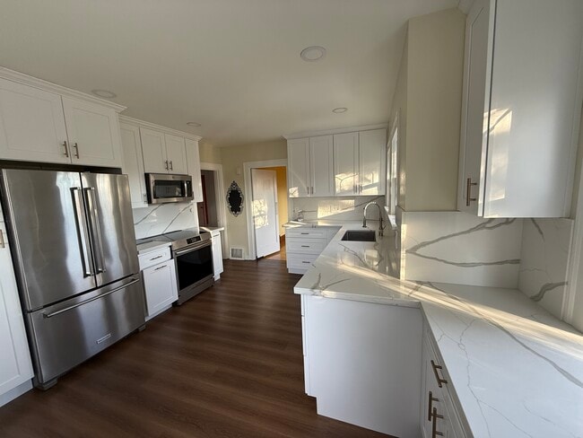 Foto del edificio - 5701 30th Ave NE