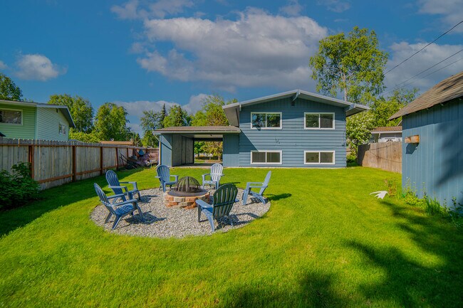 Foto del edificio - 4801 Canterbury Way