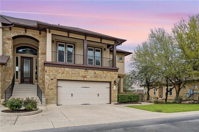 Building Photo - 321 Lombardia Dr